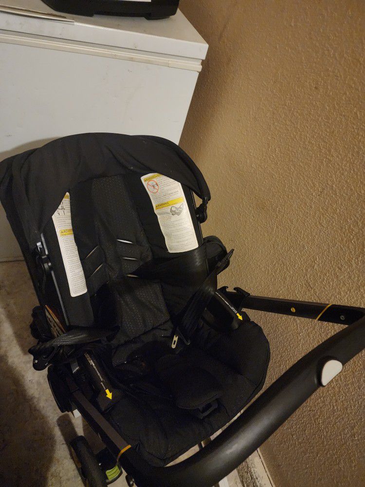 Donna Carseat.used For Just 5months 
