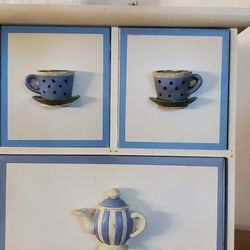 TINY   DECORATIVE    CABINET