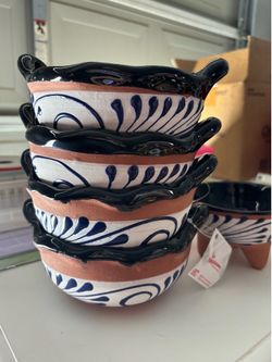 4 Talavera Salsa Bowls and 1 small salsa bowl