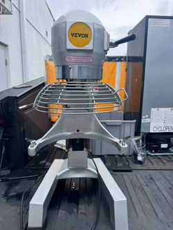 VEVOR Commercial Planetary Floor Mixer – 30 Quart (Model: B30B) – BASE UNIT ONLY (No Bowl / No Attachments)
