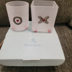 PartyLite Votive Set - Hugs & Kisses