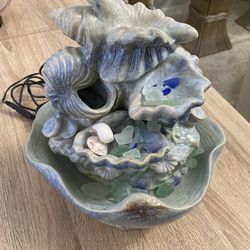 Tiered Shell Water fountain 