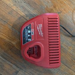 Milwaukee Battery Charger