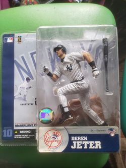 Derek Jeter Macfarlane Figure