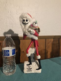 The nightmare before Christmas figurine, Disney, New/Never Used