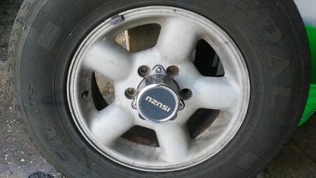 Isuzu rim and tire