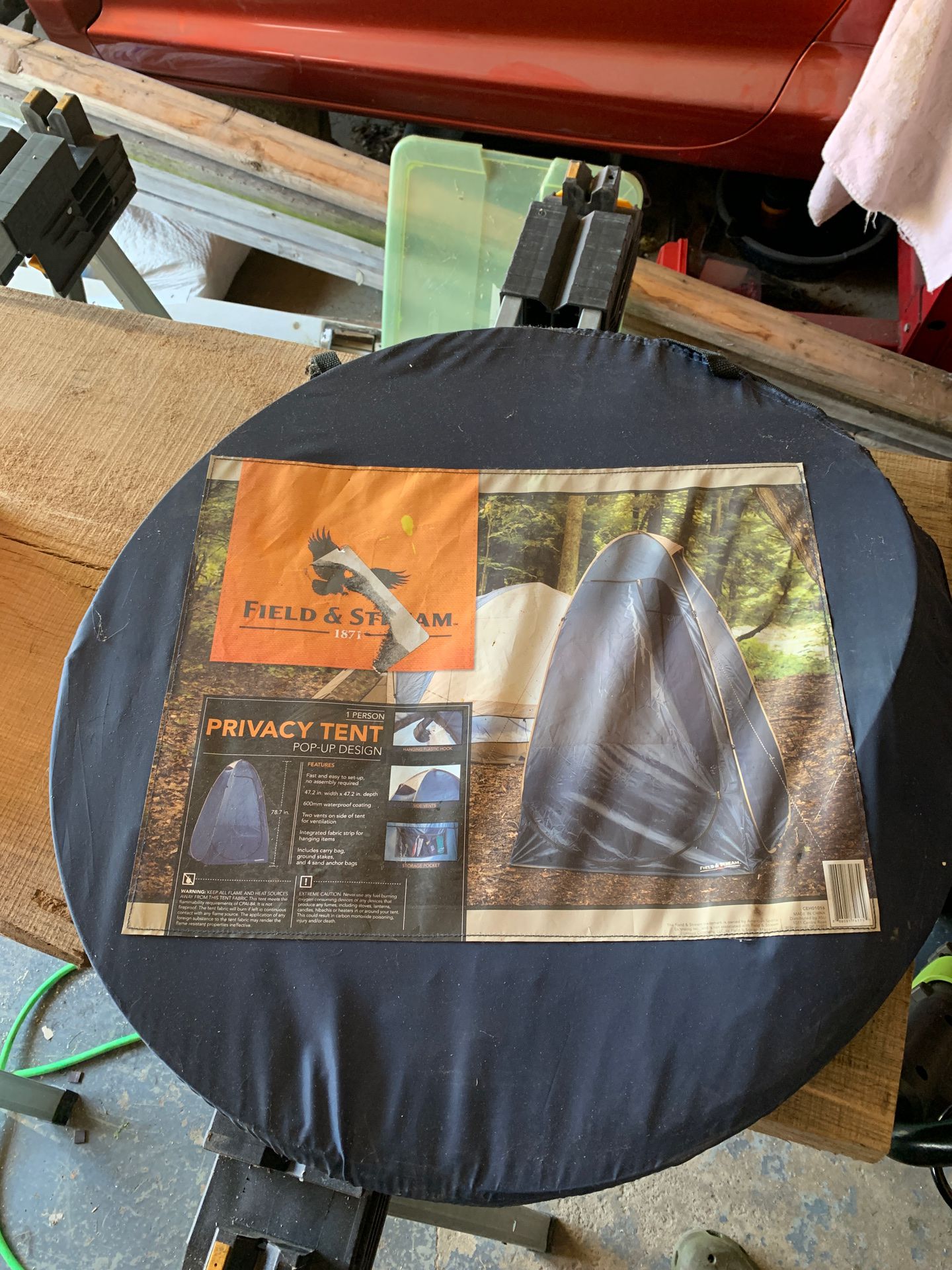 Privacy tent for camping
