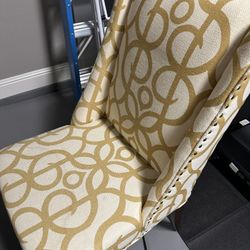 Dining Chairs 