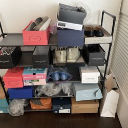 Like New  5-tierred collapsible shoe rack