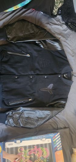 KOBE BRYANT DESTOYER JACKET SIZE MEDIUM NEW/ AMAZING QUALITY