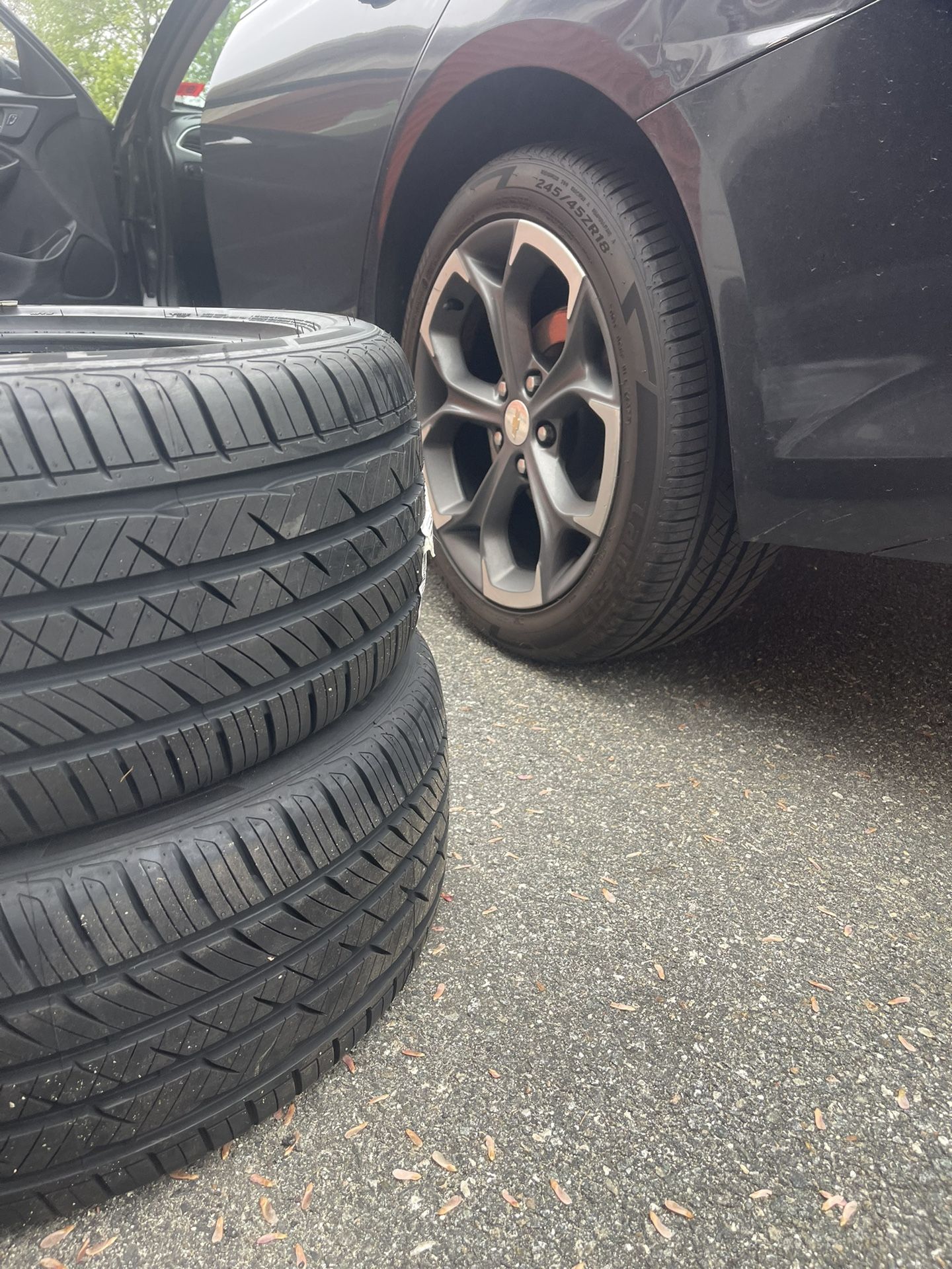 2 New Tires 245/45/18
