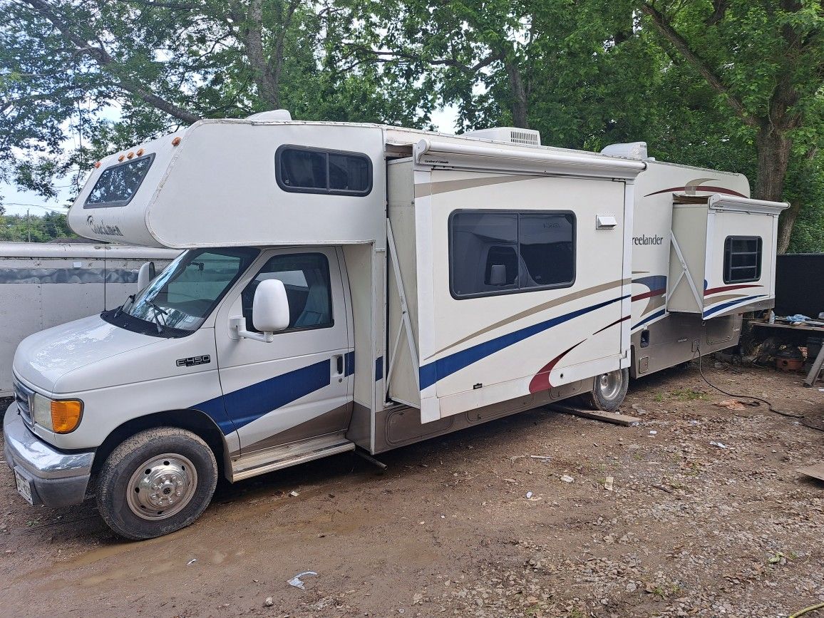 2006 Ford E450 superduty