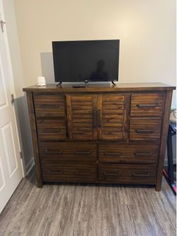 Armoire