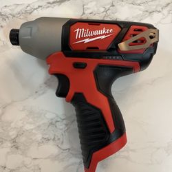 Milwaukee 12volt Impact Driver (tool Only)