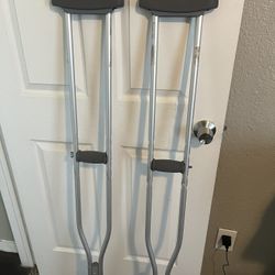 Crutches 