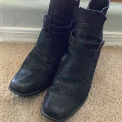 Dingo Black Leather Boots Excellent Condition.