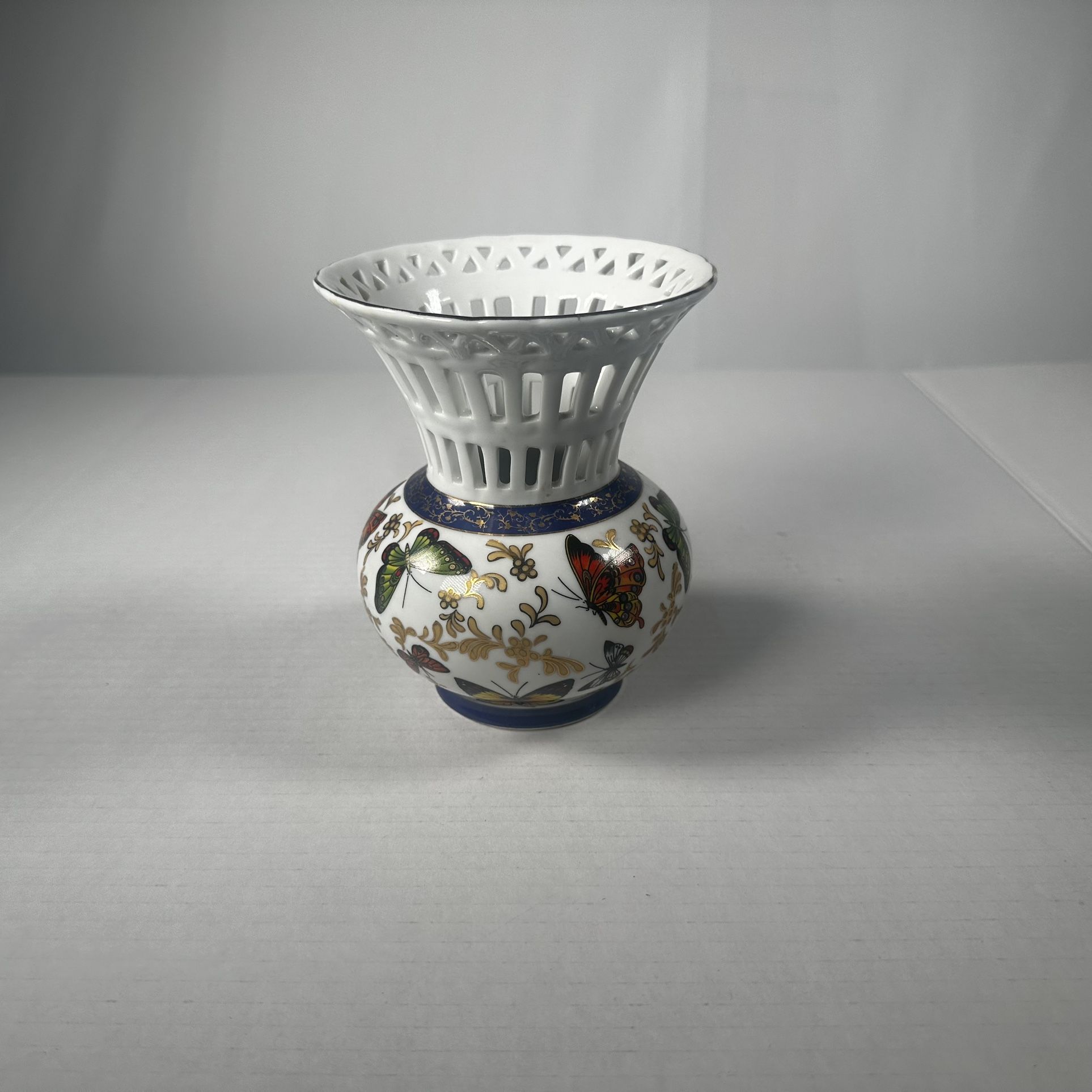 Elegant Vintage Small White Porcelain Vase with Butterfly Design