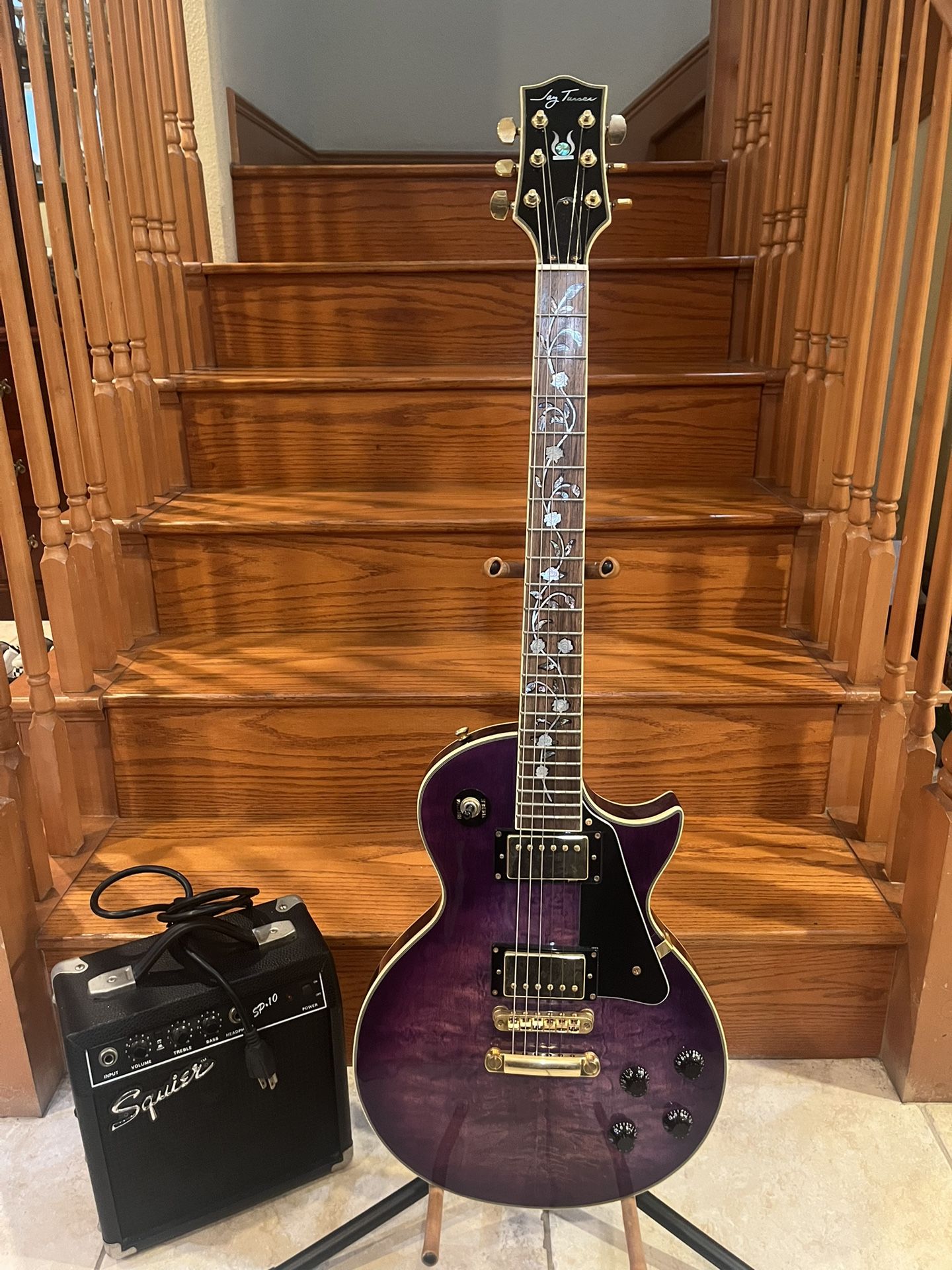 Jay Turser Les Paul (Brand New) W/ Fender Squier SP10 Guitar Amp 