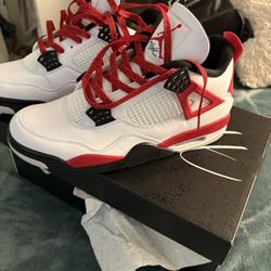 Jordan  Retro 4’s Size 10.5