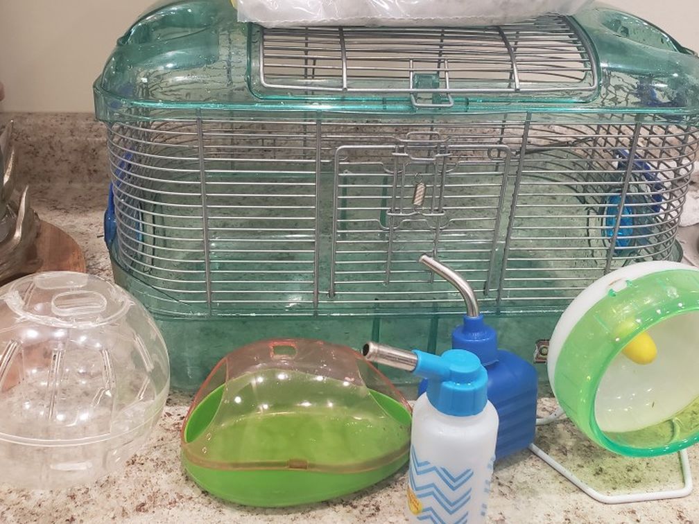 Gerbil Cage With Accessories
