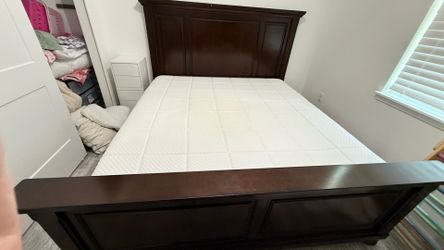 Ashley King Bed & Mattress