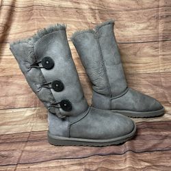 UGG Boots Gray Size 6