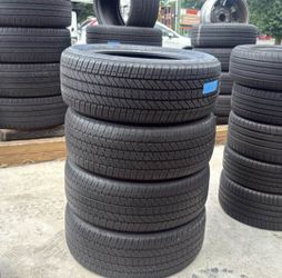 275 50 22 Bridgestone Dueler Set of 4 Used