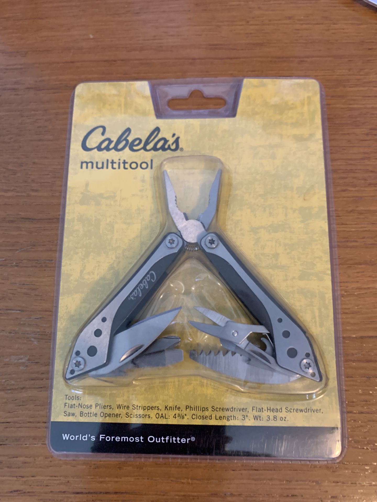 Cabela’s multi tool - new