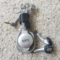 MP3 EARPHONES