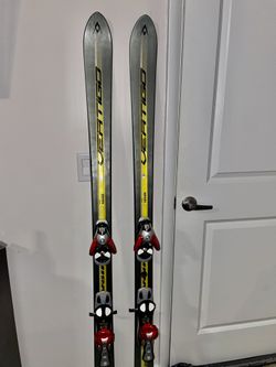 Volkl Mens Vertigo Ski 168 w Salomon Bindings 