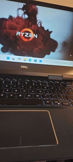 Dell Inspiron 14" Touchscreen AMD RIZEN 7 8GB RAM 256SSD WINDOWS 11 AMD RADEON VEGA 2GB WORKING FINE