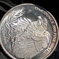 Vintage Silvertowne Liberty Eagle 1oz .999 Silver Round