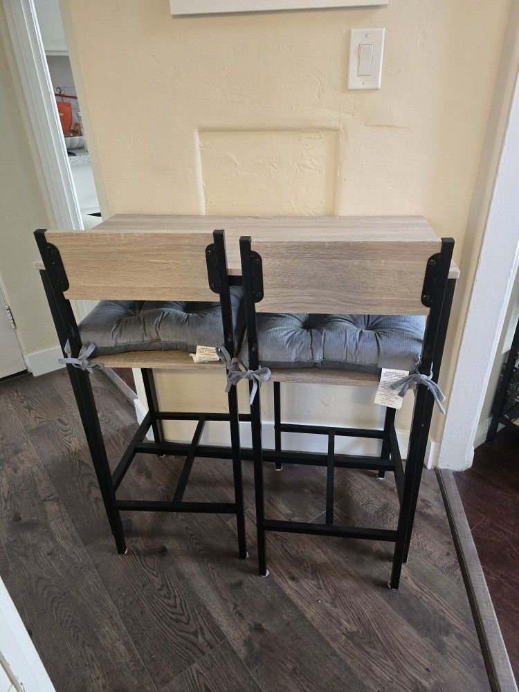 Modern Breakfast Bar Table & 2 Stools – Sleek & Space-Saving