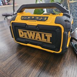 Dewalt Bluetooth Speaker 