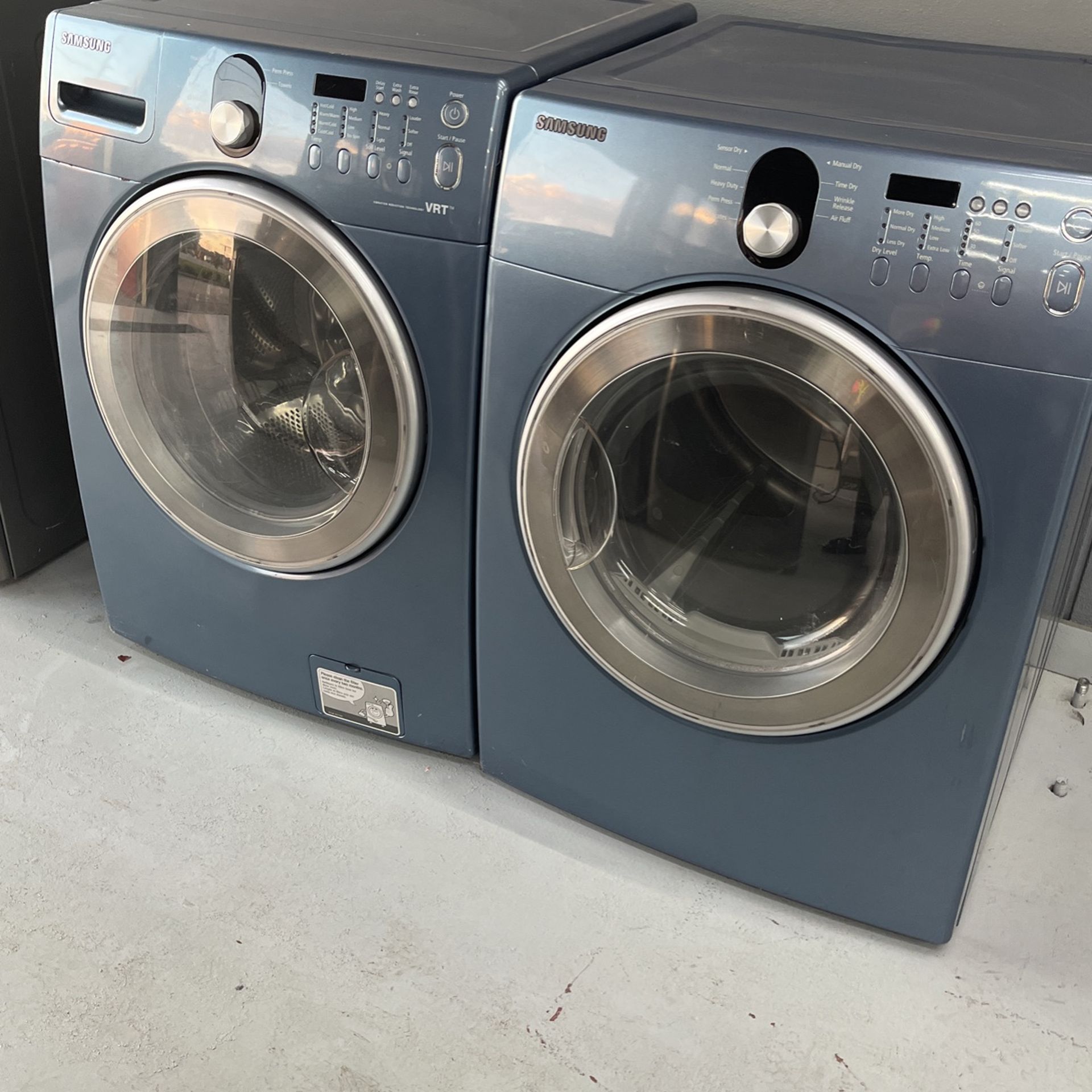 WASHER/ GAS DRYER LAVADORA/SECADORA DE GAS