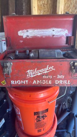 Milwaukee right angle drill