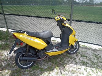 150 Cc Scooter