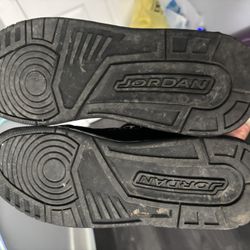 Jordan 4s