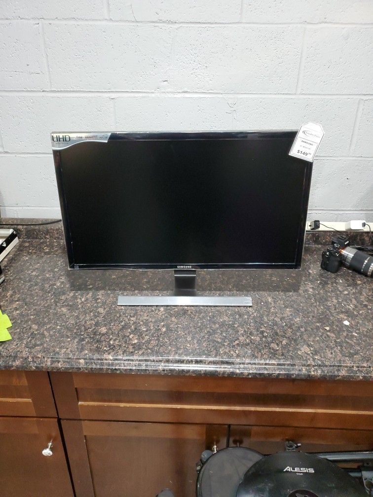 SAMSUNG MONITOR