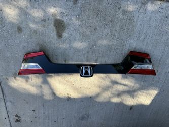 OEM Inner Brake Taillight Lamp 2018-2020 Honda Accord Sedan EX, EXL, Sport