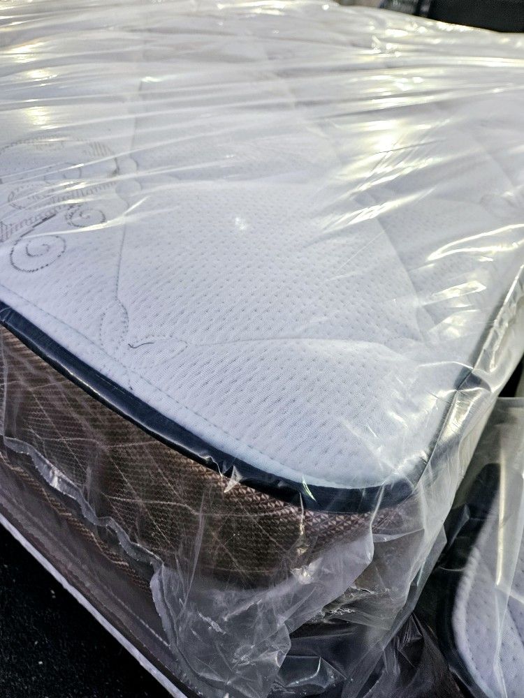 KING SET PILLOWTOP $299 << WITH BOX SPRING