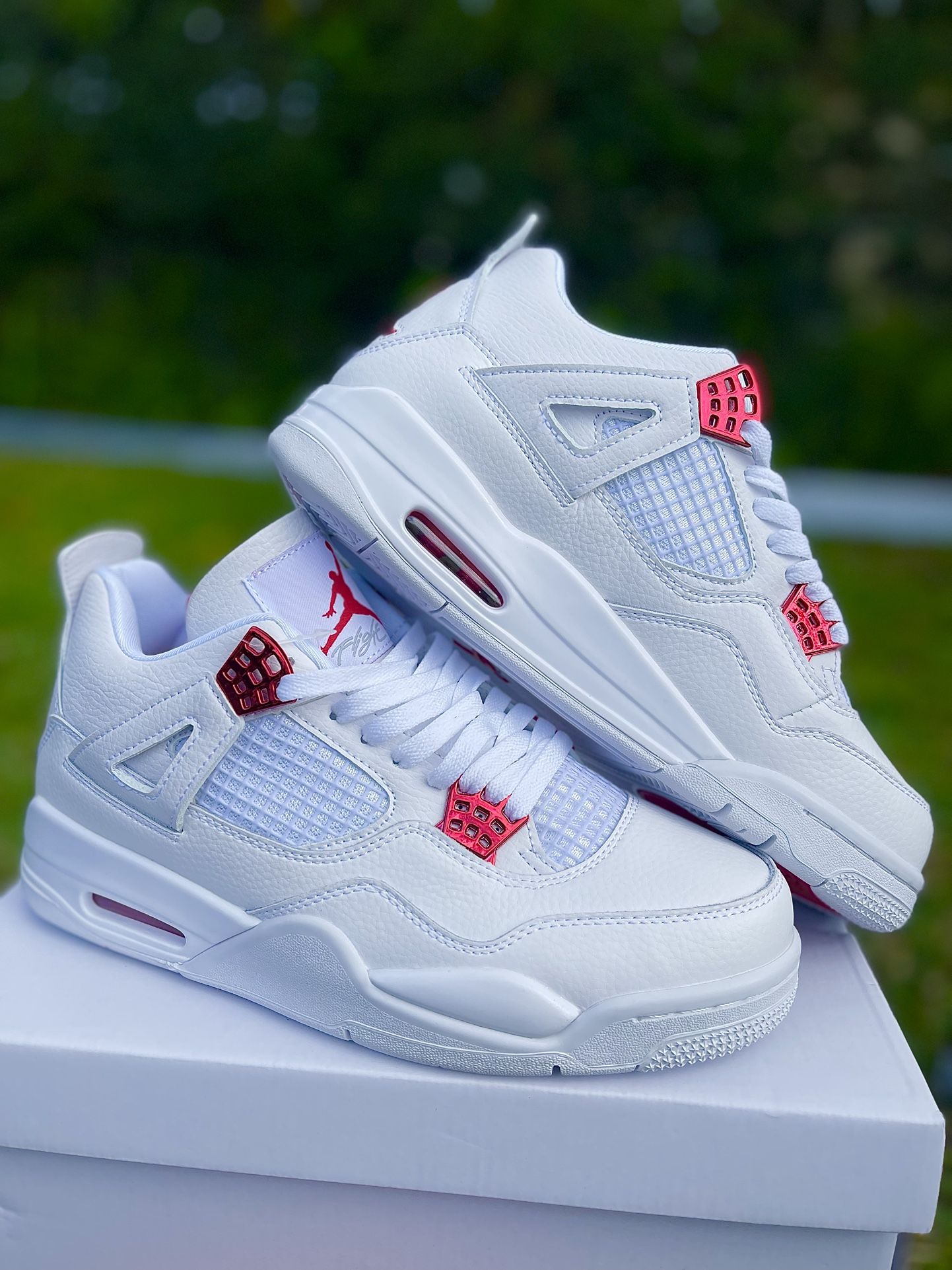 Jordan 4 “red Metallic”