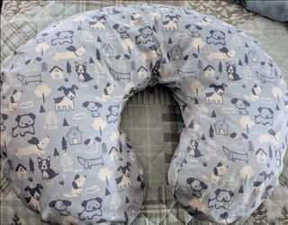 Boppy pillow