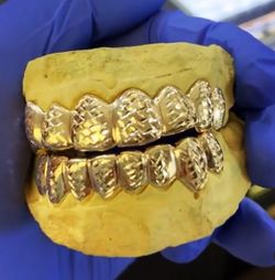 10k, 14k, 18k custom solid gold Grillz