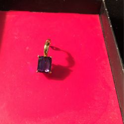 Amethyst Pendant On Gold