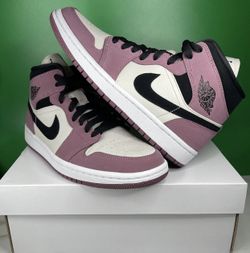Air Jordan 1 Mid SE Light Mulberry Black DC7267 500 Women's Size 10.5 W high low
