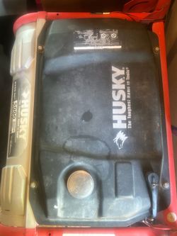 HUSKY PORTABLE GENERATOR