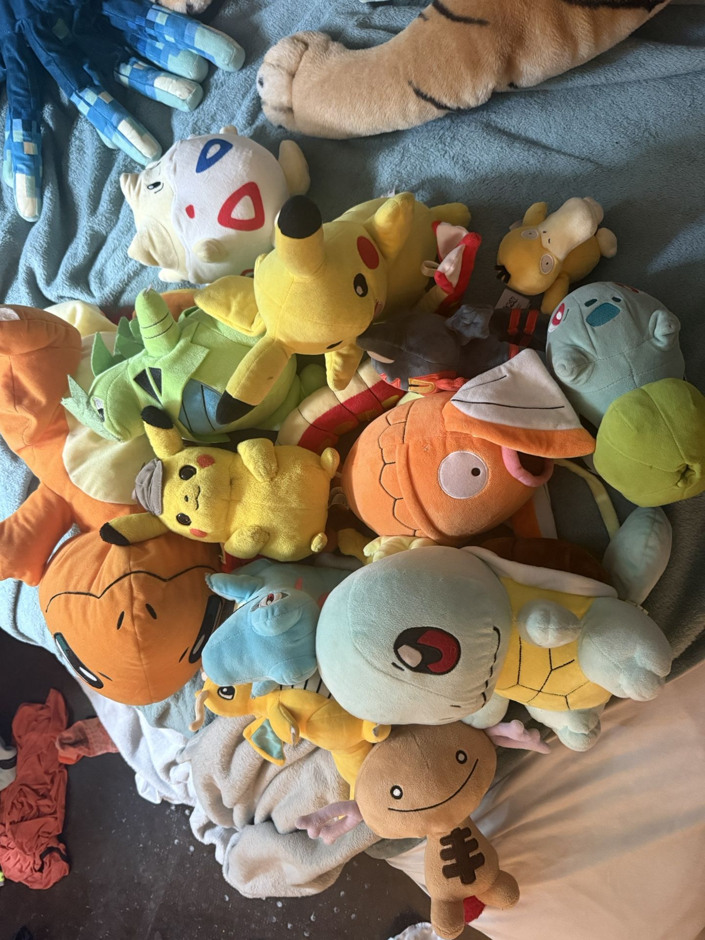 Huge Lot Of Pokémon Plushies