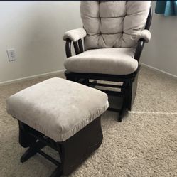 Rocking Chair 