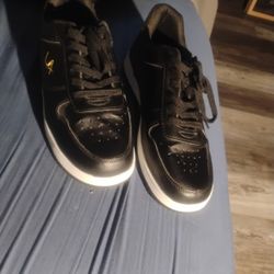 LA Gear Shoes Size 11 1/2